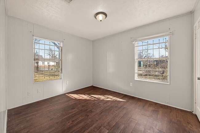 Building Photo - 5315 Bellfort Ave