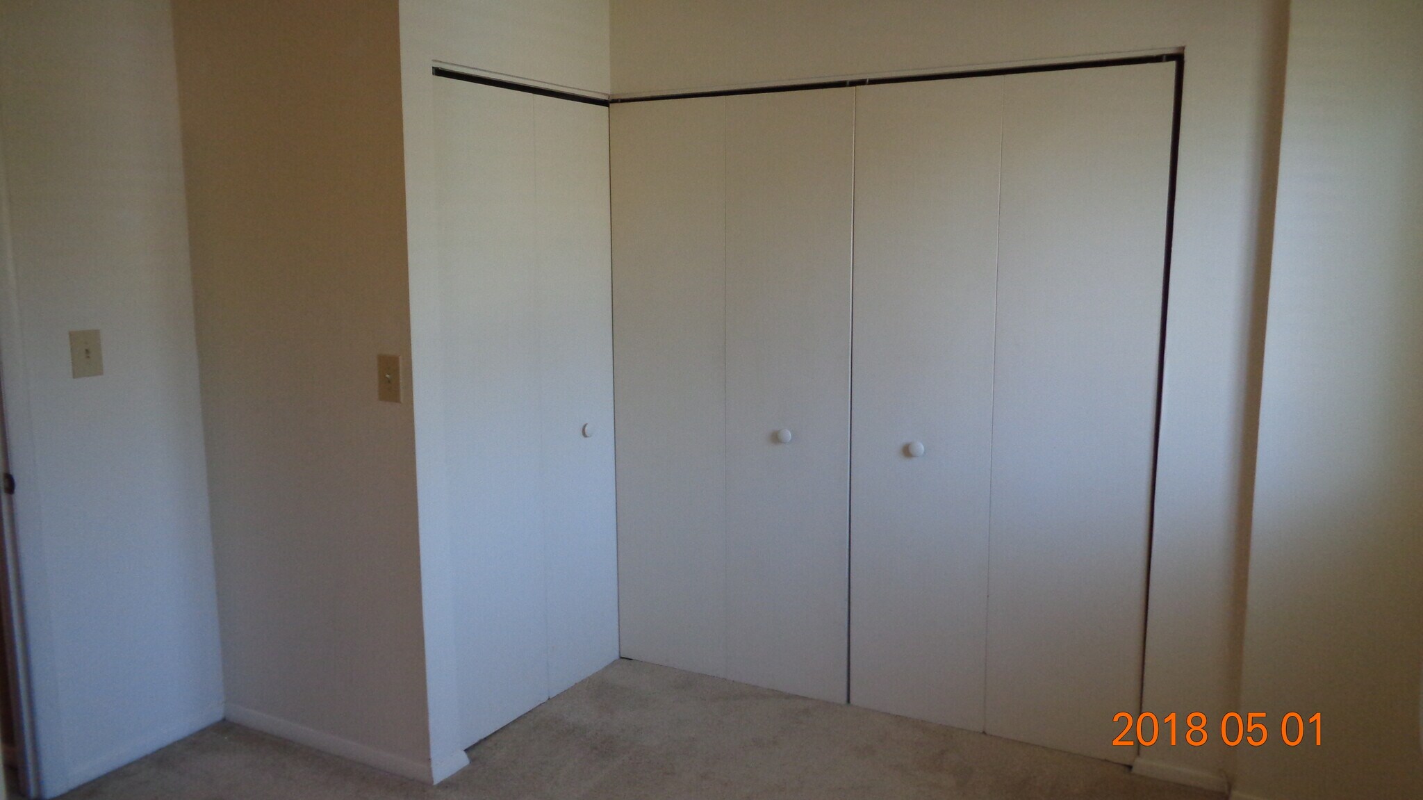 Bedroom Wall-To-Wall Closet - 9345 Reader Ln