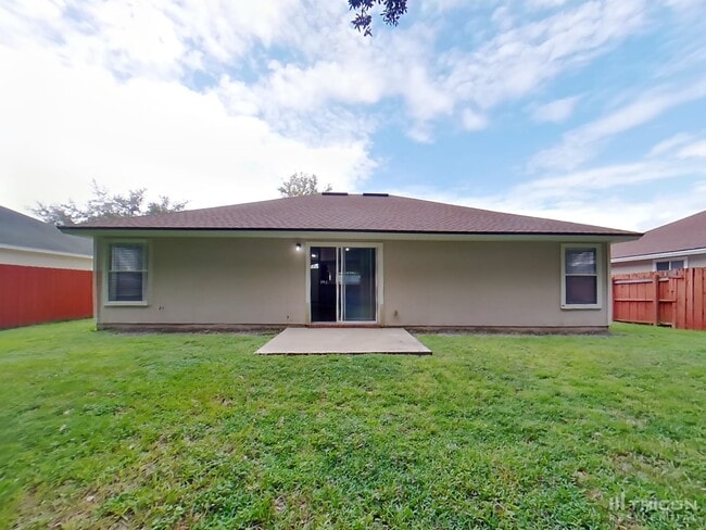 Building Photo - 1127 Summer Springs Drive