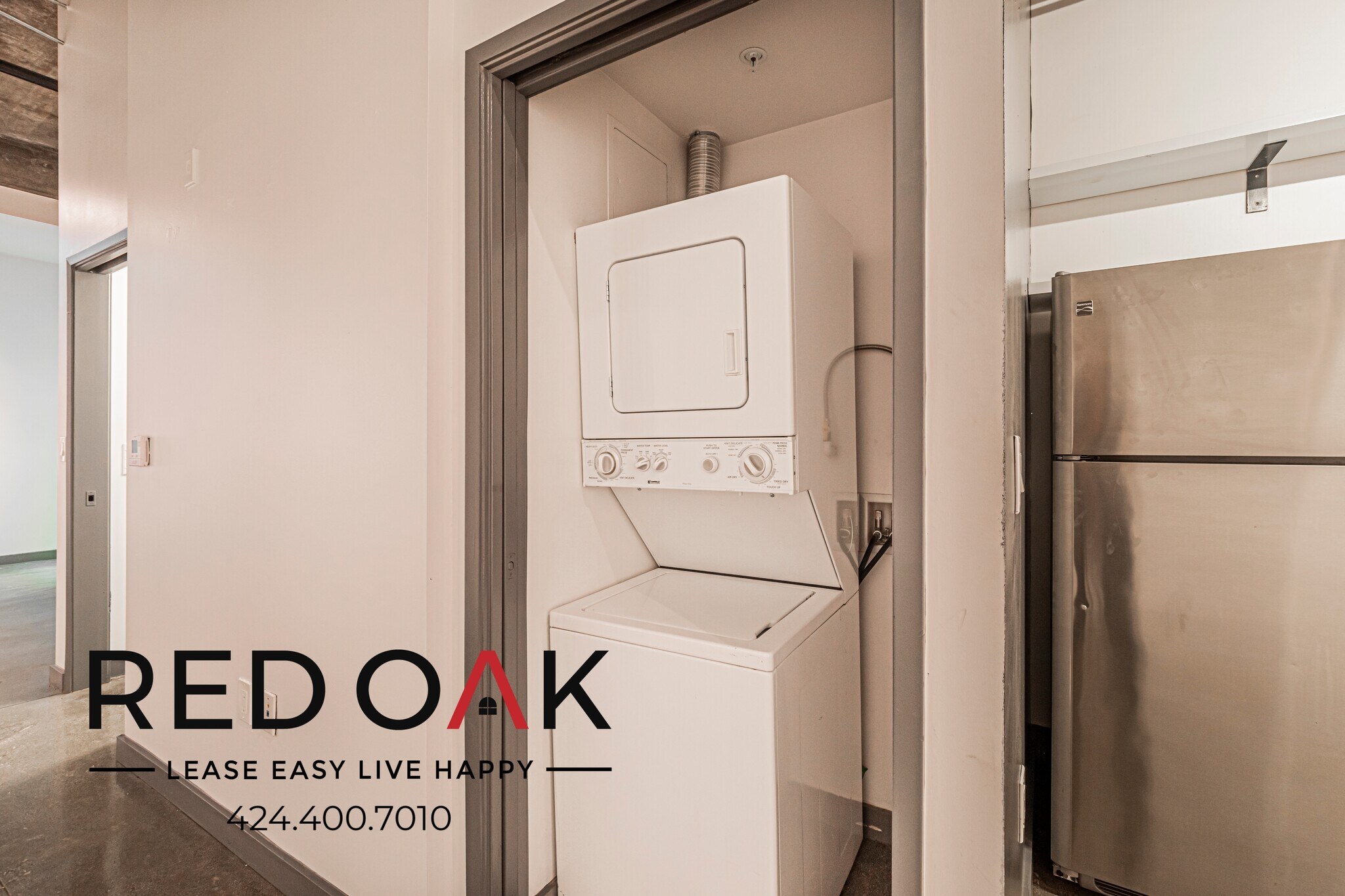 Building Photo - 430 S Broadway