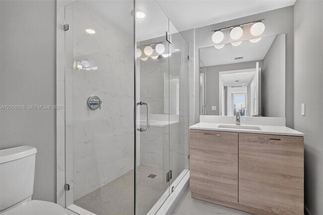 Building Photo - 16385 Biscayne Blvd