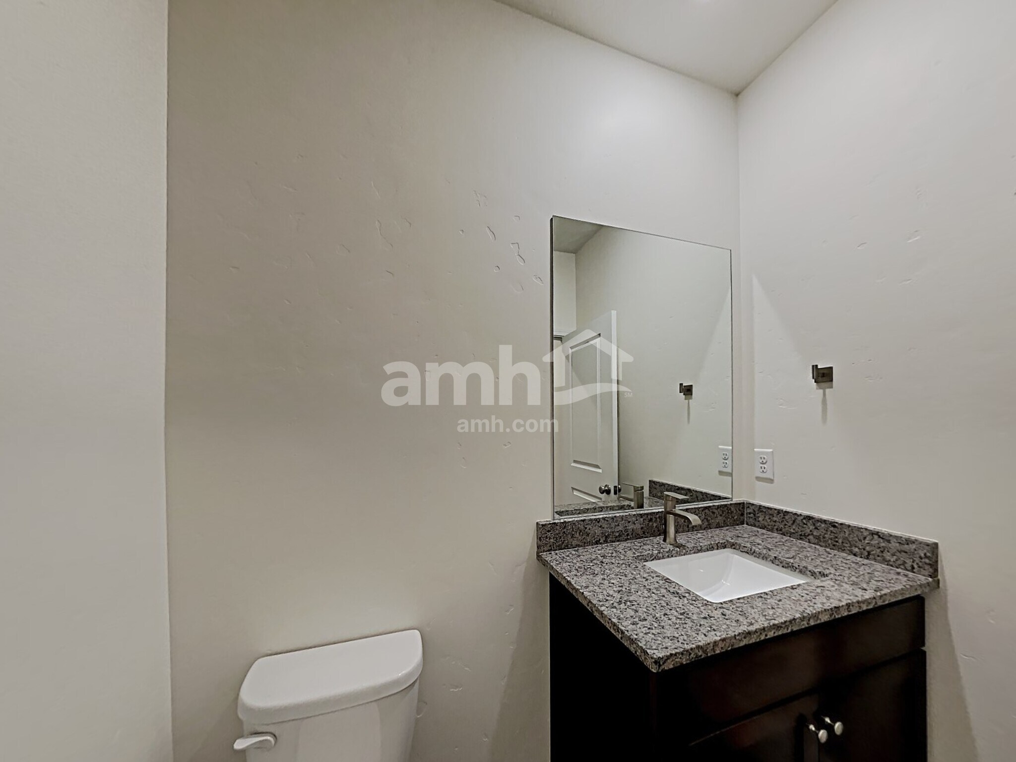 Building Photo - 5095 W Milliron Dr