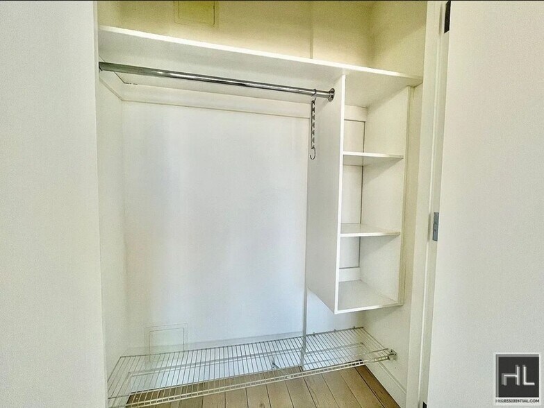 Building Photo - 21 STREET