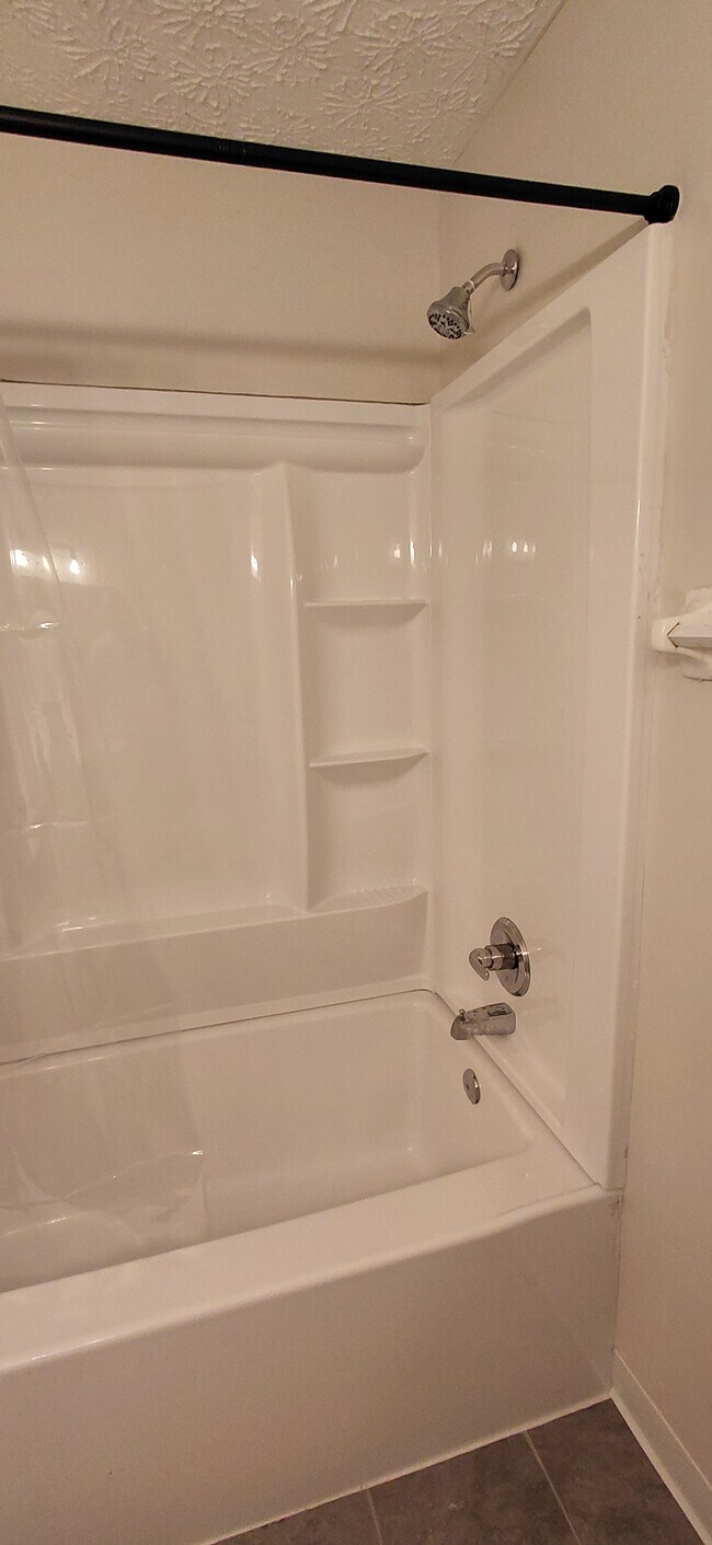 Building Photo - 2502 Thimbleberry Rd