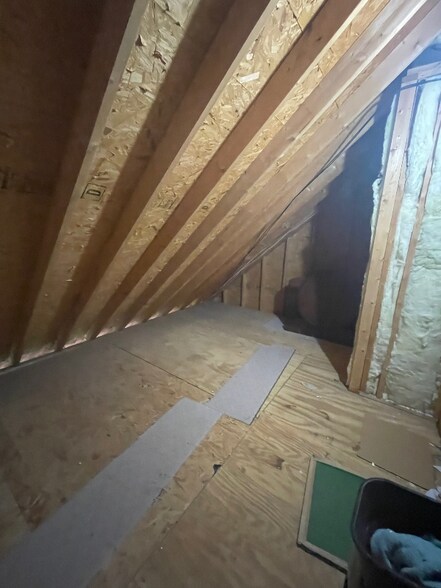 Building Photo - 973 Rip Steele Rd