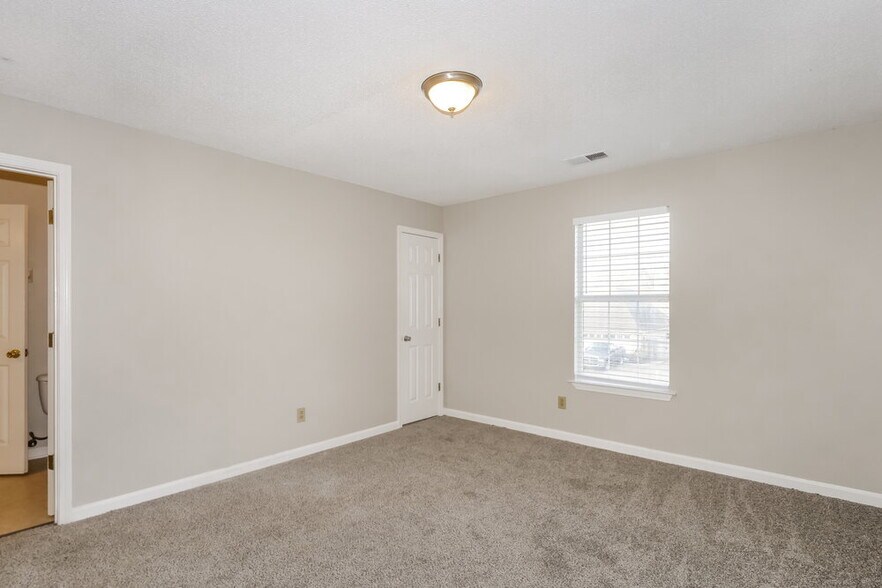 Building Photo - 11183 Ewe Turn Dr