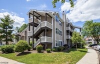 Building Photo - 702 Pinehurst Ct