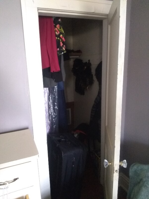 Building Photo - 167 E Longview Ave