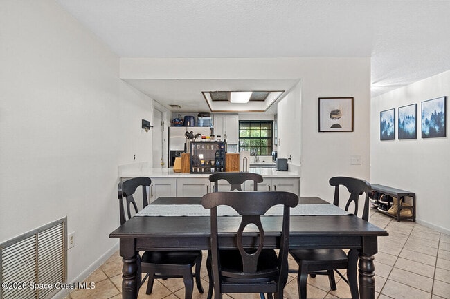 Building Photo - 2539 Fulton Ct