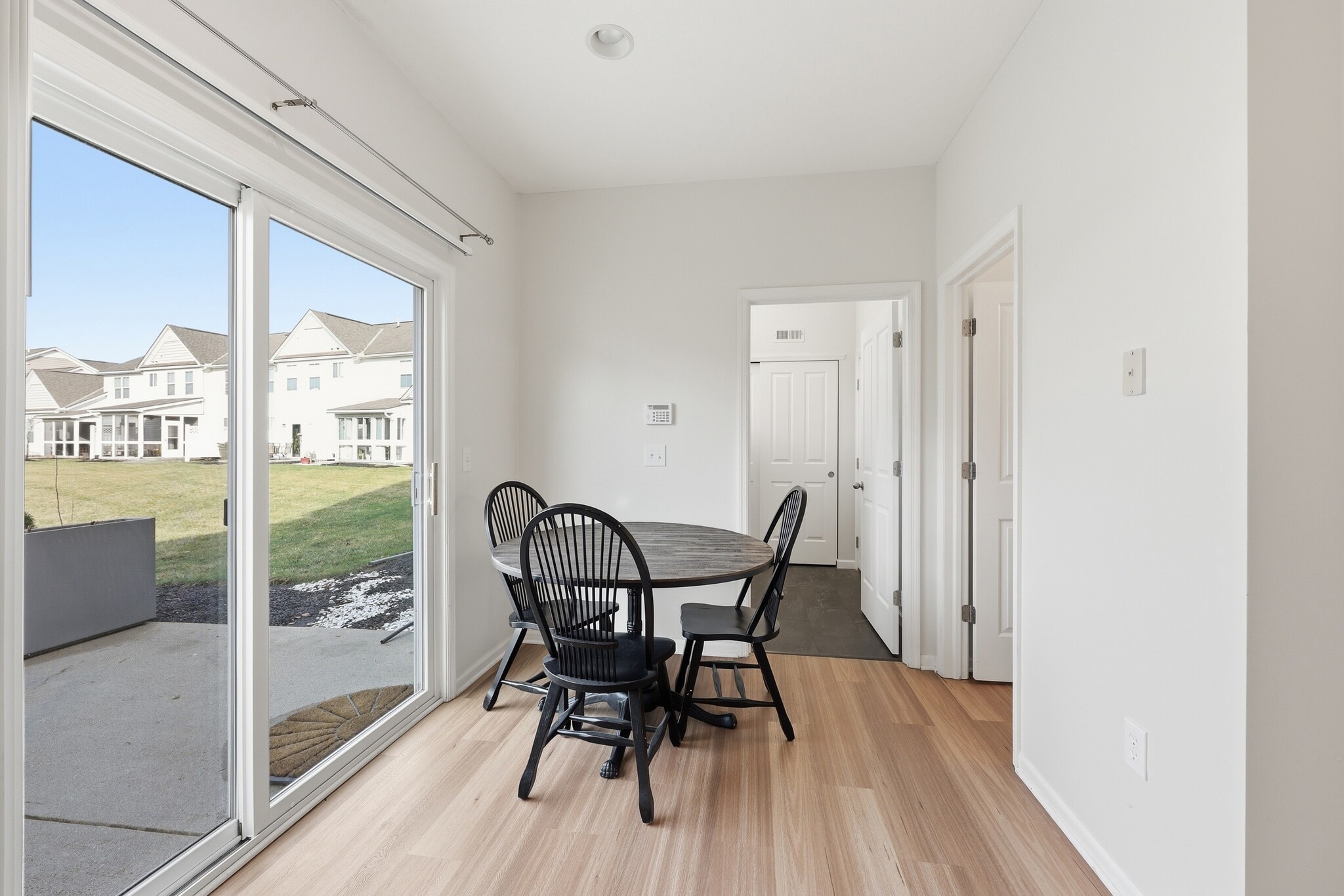 Building Photo - 1656 Nature Dr