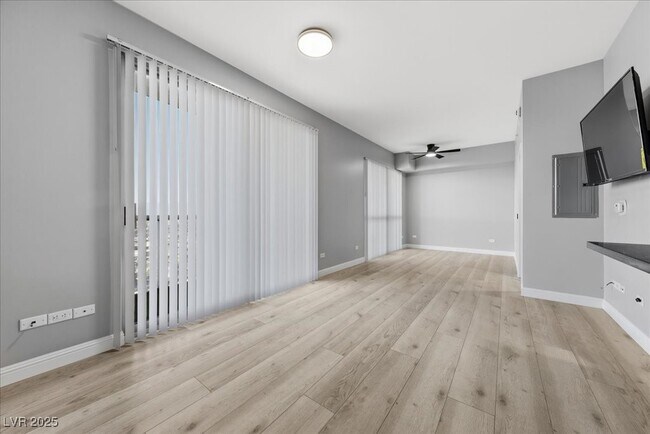 Building Photo - 200 W Sahara Ave