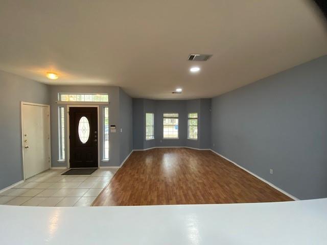 Building Photo - 2533 Lavendale Ct