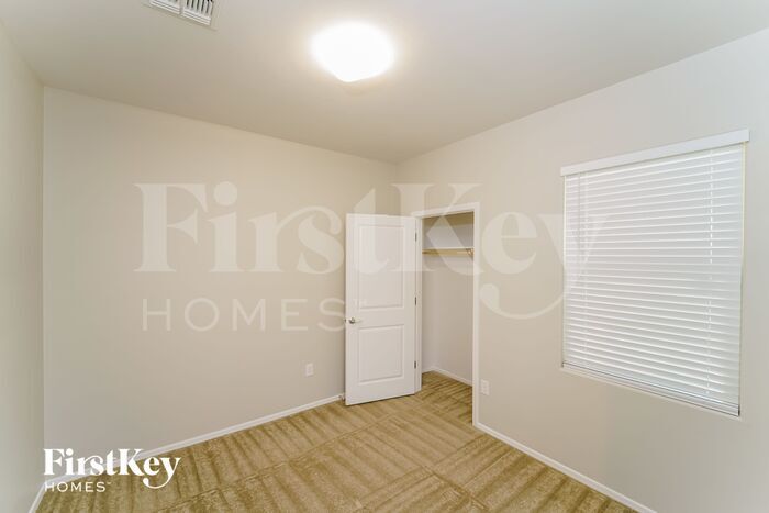 Building Photo - 7519 S Via Rancho La Costa