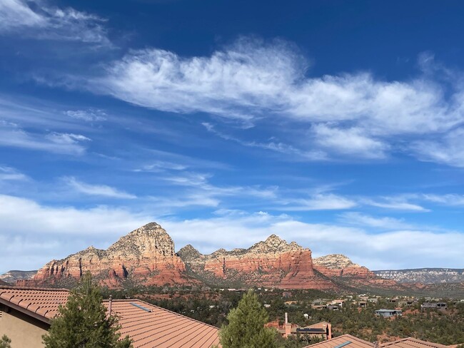 Building Photo - HOUSE - WEST SEDONA - PANORAMIC VIEWS/ GAT...