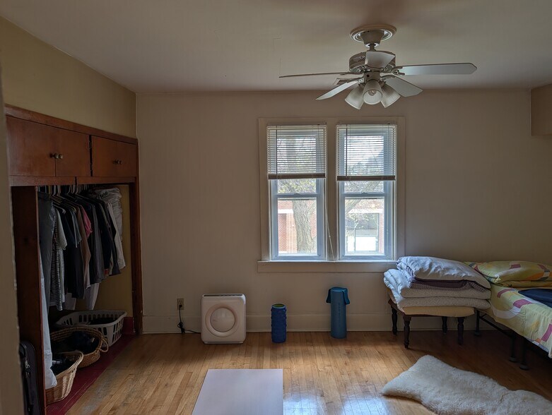 Bedroom 1 - 517 E Burleigh St