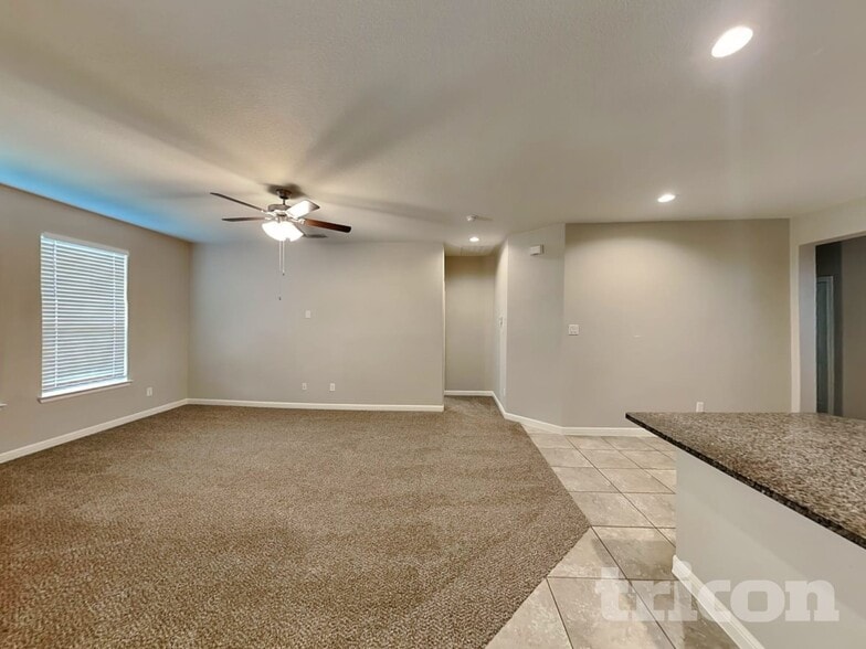 Building Photo - 162 Colter Dr