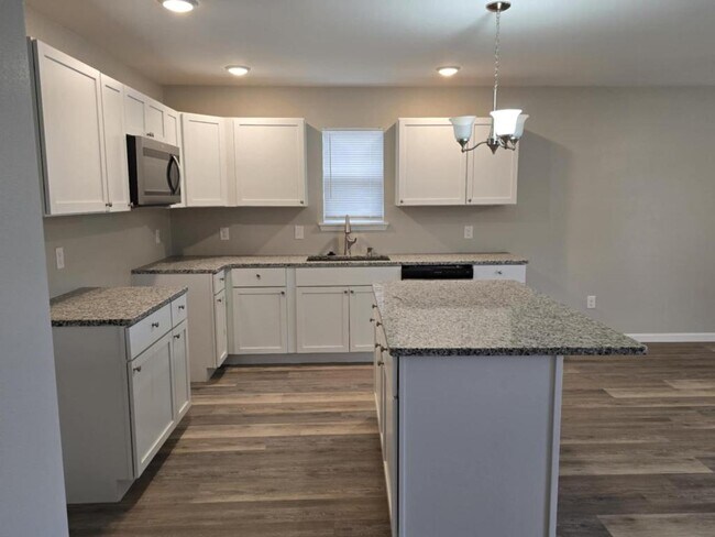 Building Photo - 4111 W 57th St