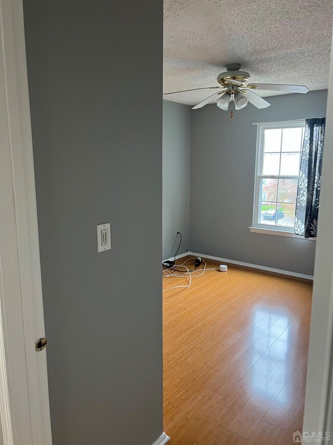 Building Photo - 262 Kempsey Dr
