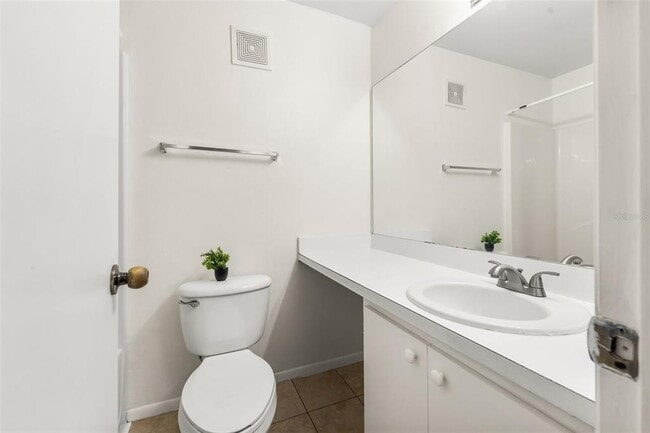 Building Photo - 4000 SW 23rd St