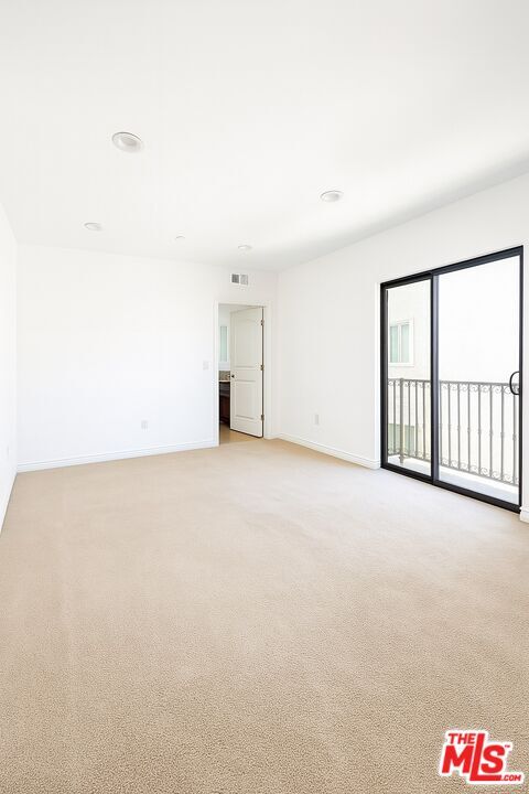 Building Photo - 1146 Hacienda Pl