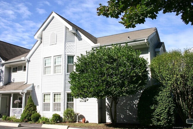 Building Photo - 30 Woodhill Rd