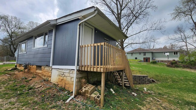 Building Photo - 820 W Ralston Dr
