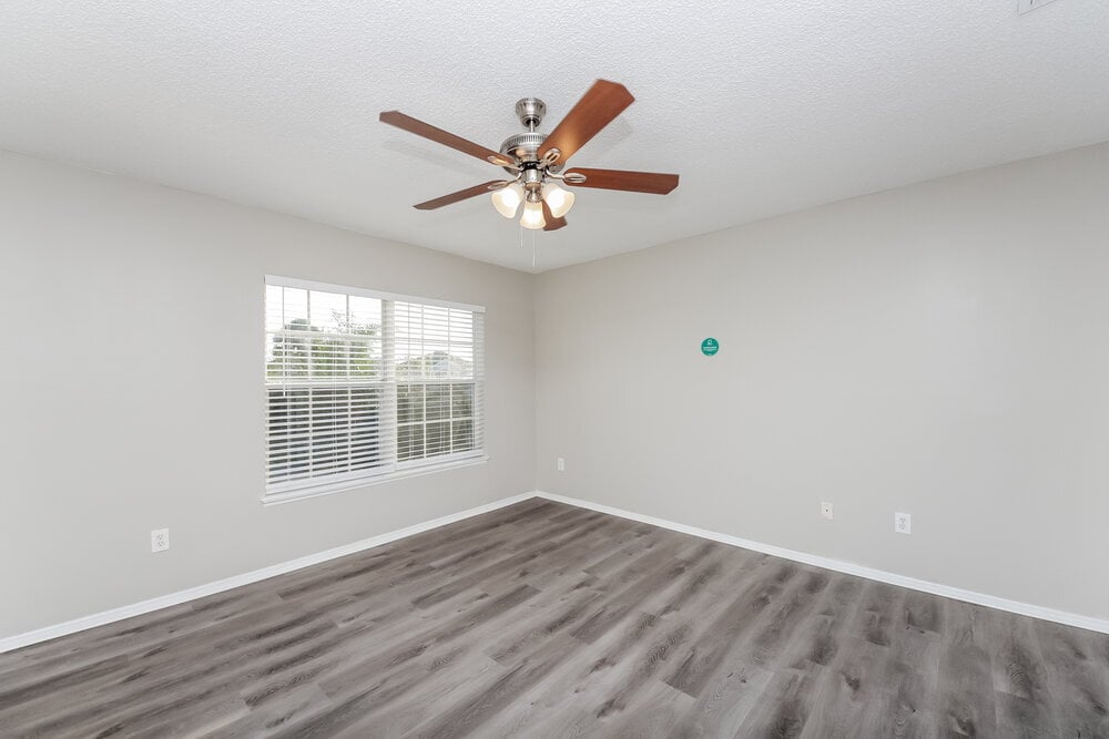 Building Photo - 1239 Heather Lake Dr