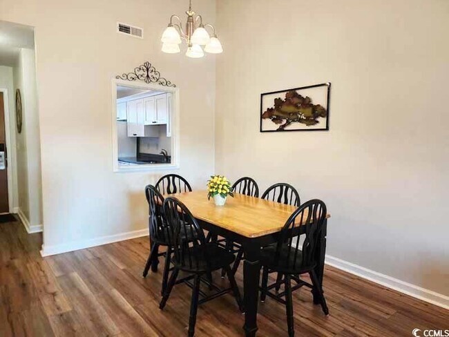 Building Photo - 177 Club Cir