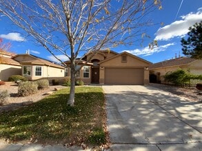 Building Photo - 4 Bedroom Single Story Home Available Near Unser Blvd NE & King Blvd NE in Rio Rancho!