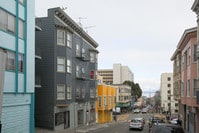 Building Photo - 916 Pacific