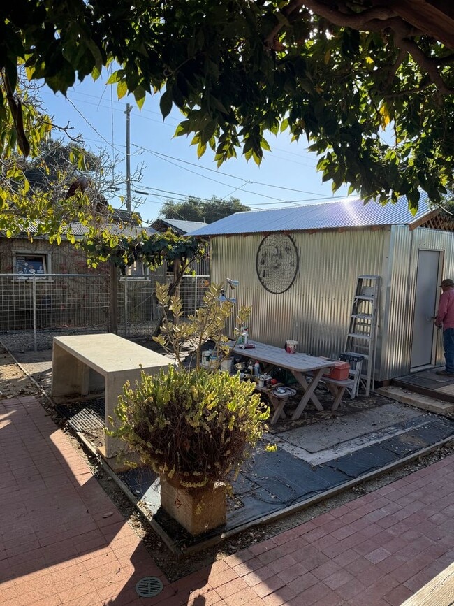 Building Photo - Old Town Orcutt Charm