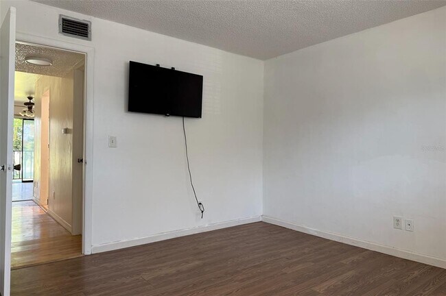 Building Photo - 1500 Virginia Ave