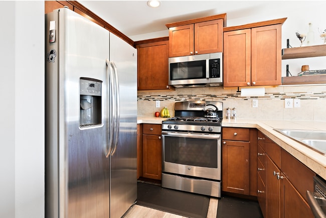 Building Photo - 6672 Udall Pl SE