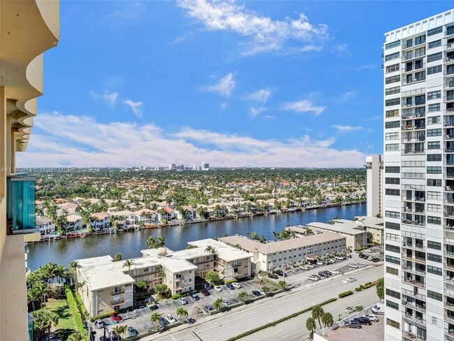 Building Photo - 2501 S Ocean Dr