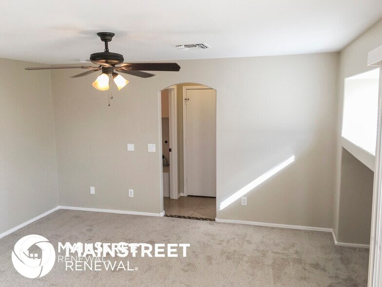 Building Photo - 9625 W Sunnyslope Ln