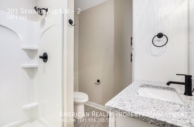 Building Photo - 301 Seward Ave NW