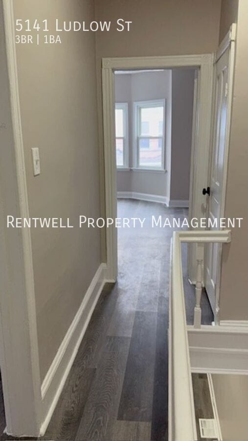 Building Photo - 5141 Ludlow St