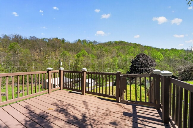 Building Photo - 804 Illinois Ave