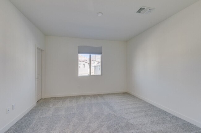 Building Photo - 160 Silver Run Ln