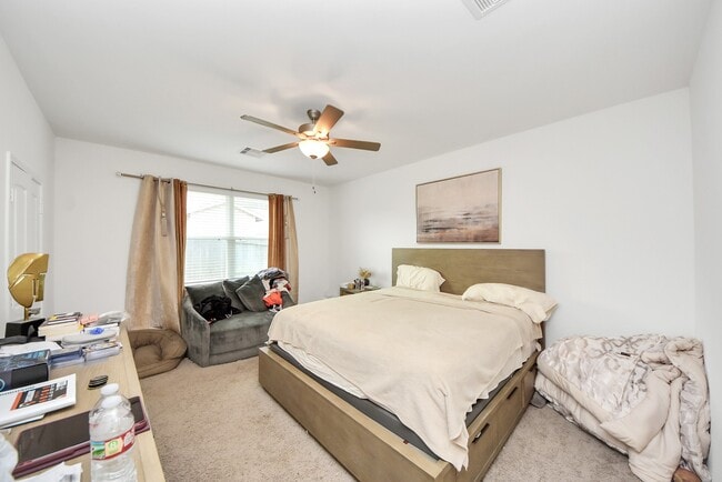 Building Photo - 9447 Klein Ln