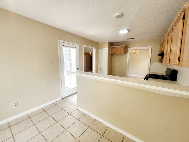 Building Photo - 19722 Ridge Falls Ct