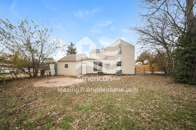 Building Photo - 3119 Pioneer Ave