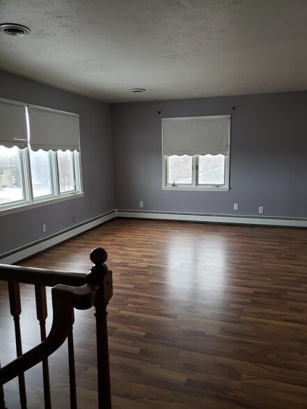 Building Photo - 700 N 29th St