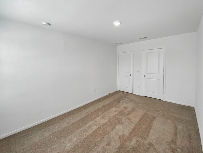 Building Photo - 11602 Braemar Village Dr