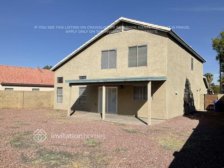 Building Photo - 1339 E Park Ave