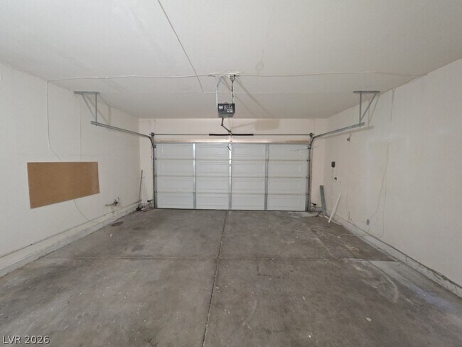 Building Photo - 8101 Kempston Ct
