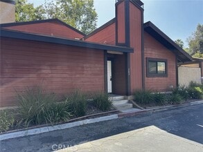 Building Photo - 203 Teague Dr