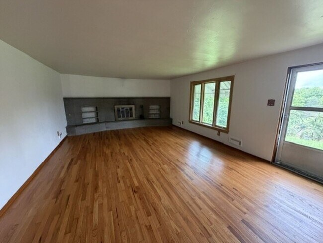 Building Photo - Beautiful Home for Rent