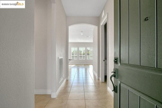 Building Photo - 1928 Barbaresco Ln