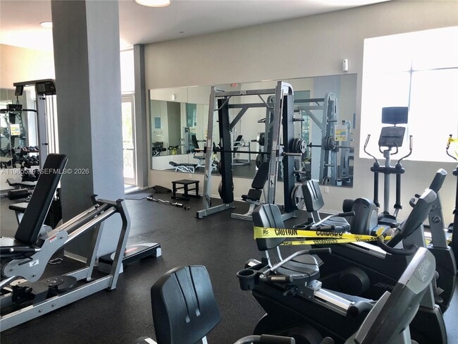 Building Photo - 300 S Australian Ave